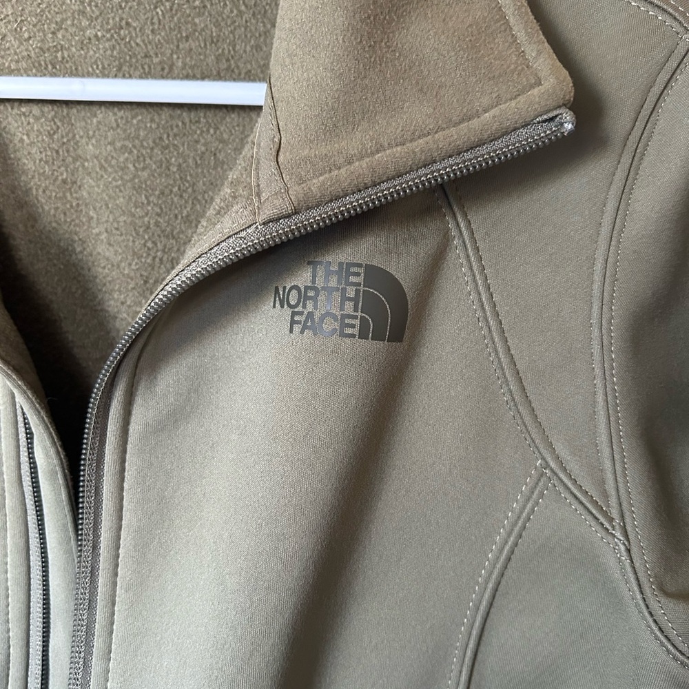 The North Face Jacket Lightweight XS - EUC see note - Picture 3 of 16